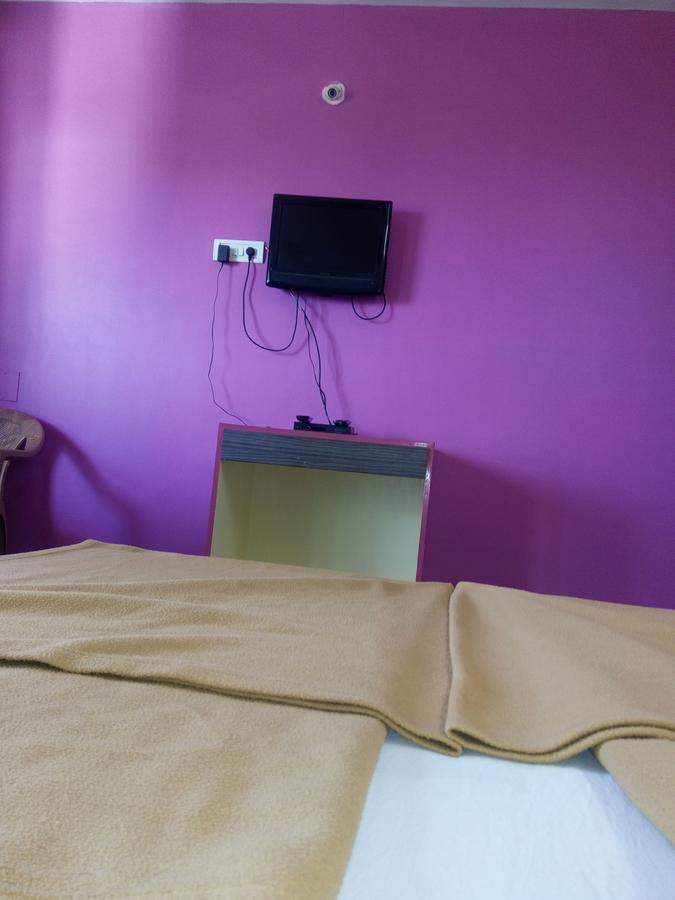 Hotel Guruji Alībāg Dış mekan fotoğraf
