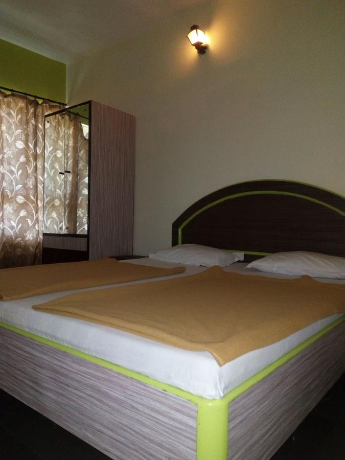 Hotel Guruji Alībāg Dış mekan fotoğraf